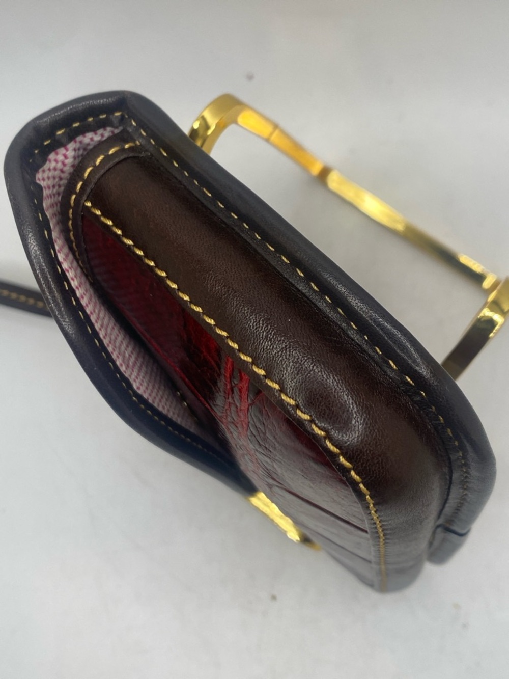 Dooney & Bourke Croc Embossed Leather Wristlet vintage Nile Collection. - Picture 6 of 10